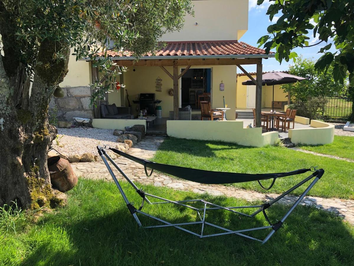 Apartament A Casa Amarela Pinheiro de Coja Zewnętrze zdjęcie