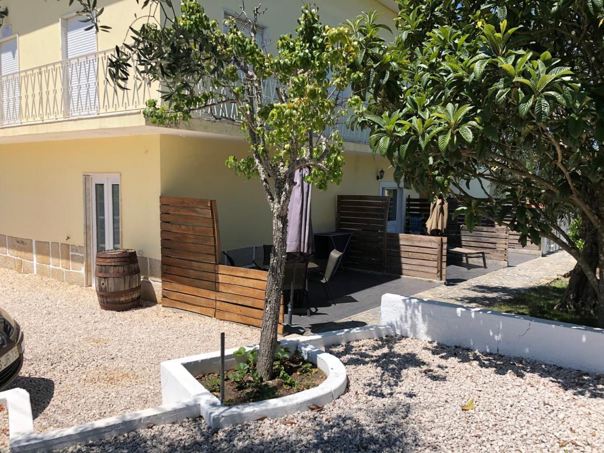 Apartament A Casa Amarela Pinheiro de Coja Zewnętrze zdjęcie